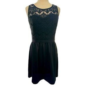 Lily Pulitzer Black Dress Size L NWT